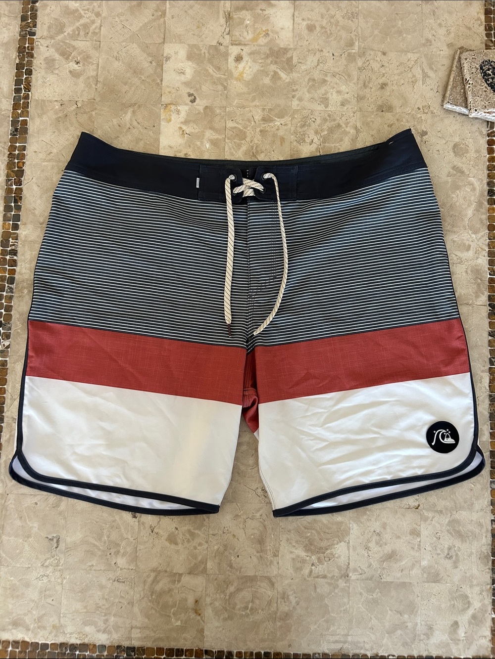 Quiksilver Highline Surfsilk Tijuana Boardshorts - Men’s‎ Size 38 Color Tarmac
